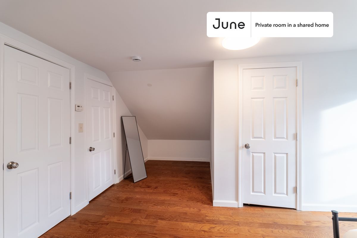 Photos of apartment on Winter St.,Boston MA 02141