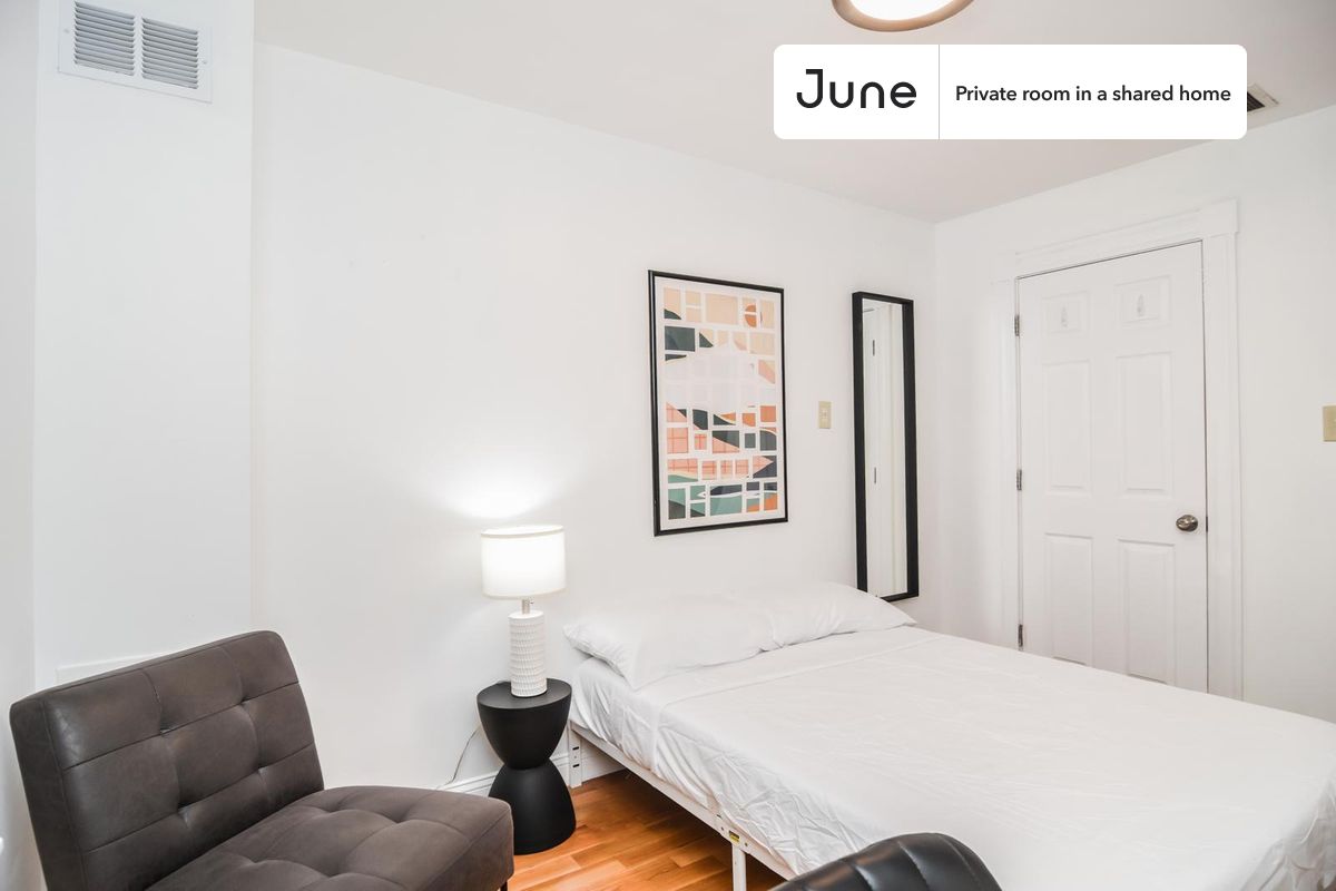 Pictures of  property for rent on Linden St., Boston, MA 02134