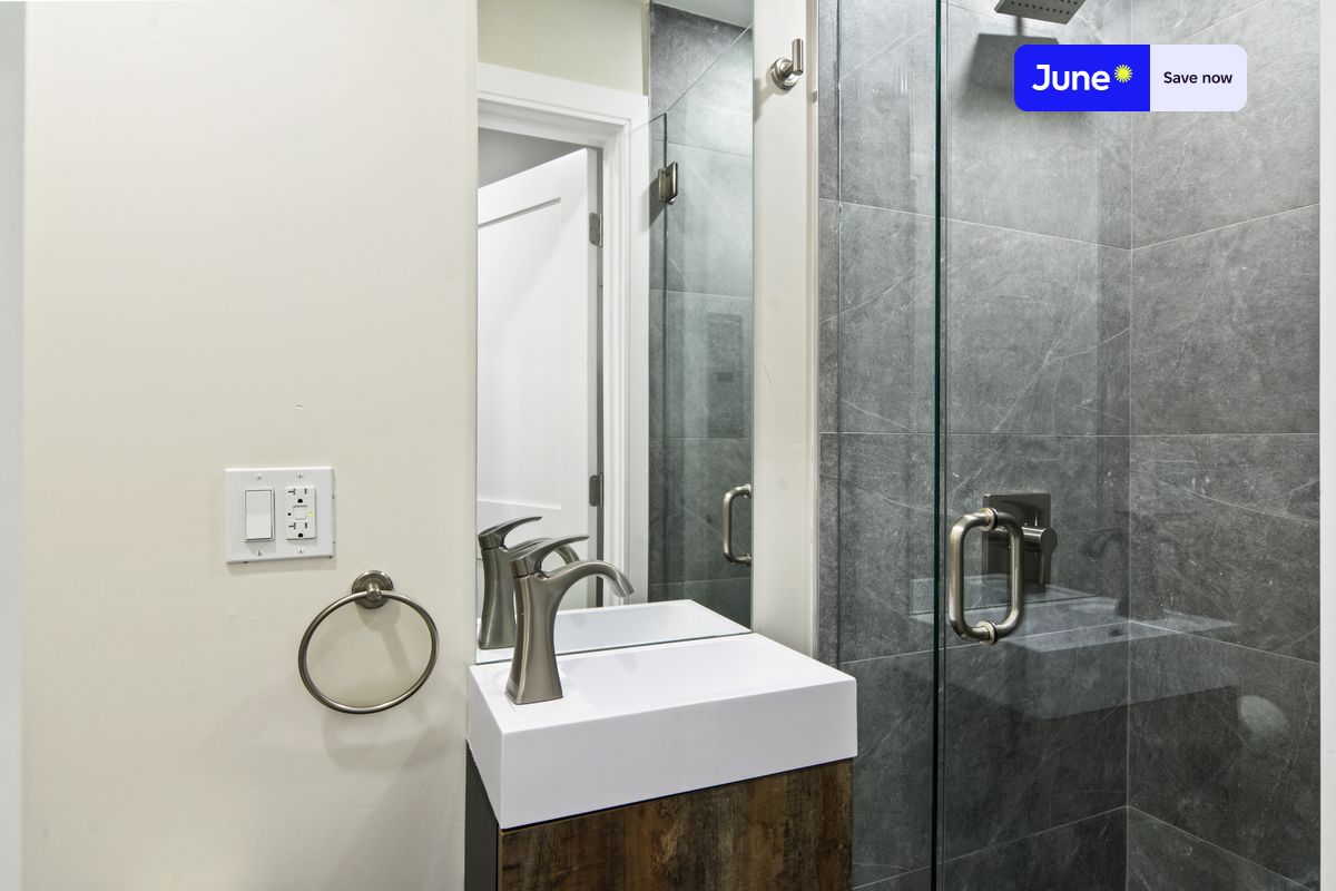 Photos of apartment on Sheafe St.,Boston MA 02113