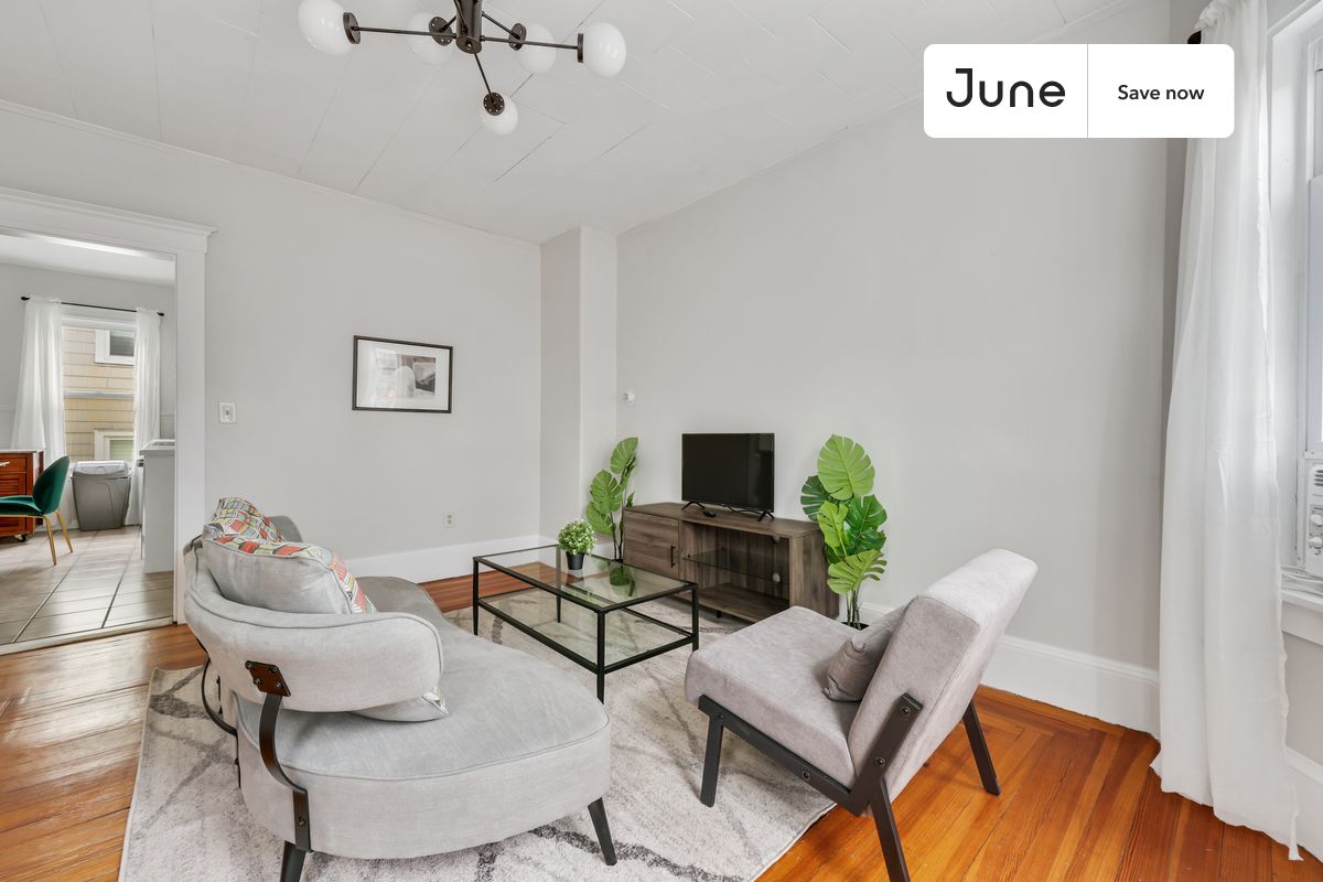 Photos of apartment on Craigie St.,Boston MA 02143