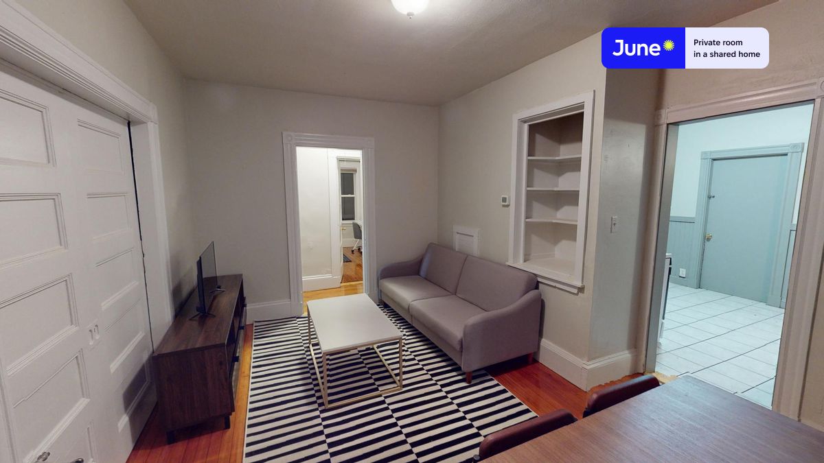 Photos of apartment on Coolidge Rd.,Boston MA 02134