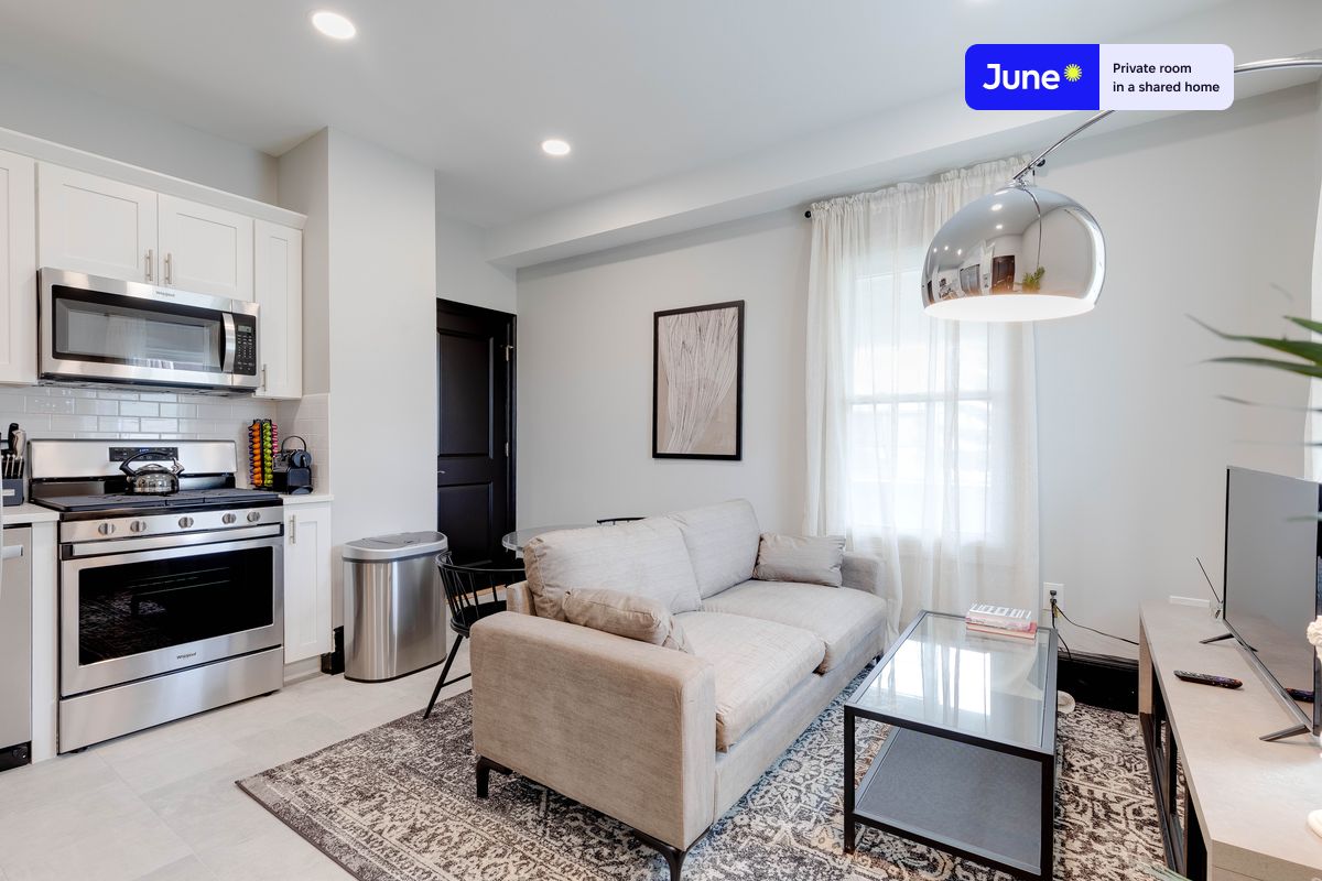 Photos of apartment on Boston St.,Boston MA 02125