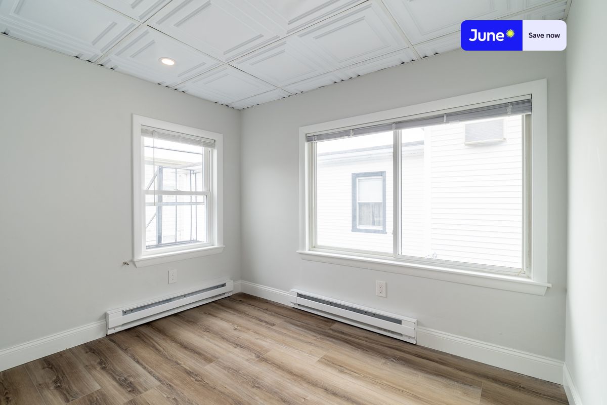 Photos of apartment on Cross St.,Boston MA 02145
