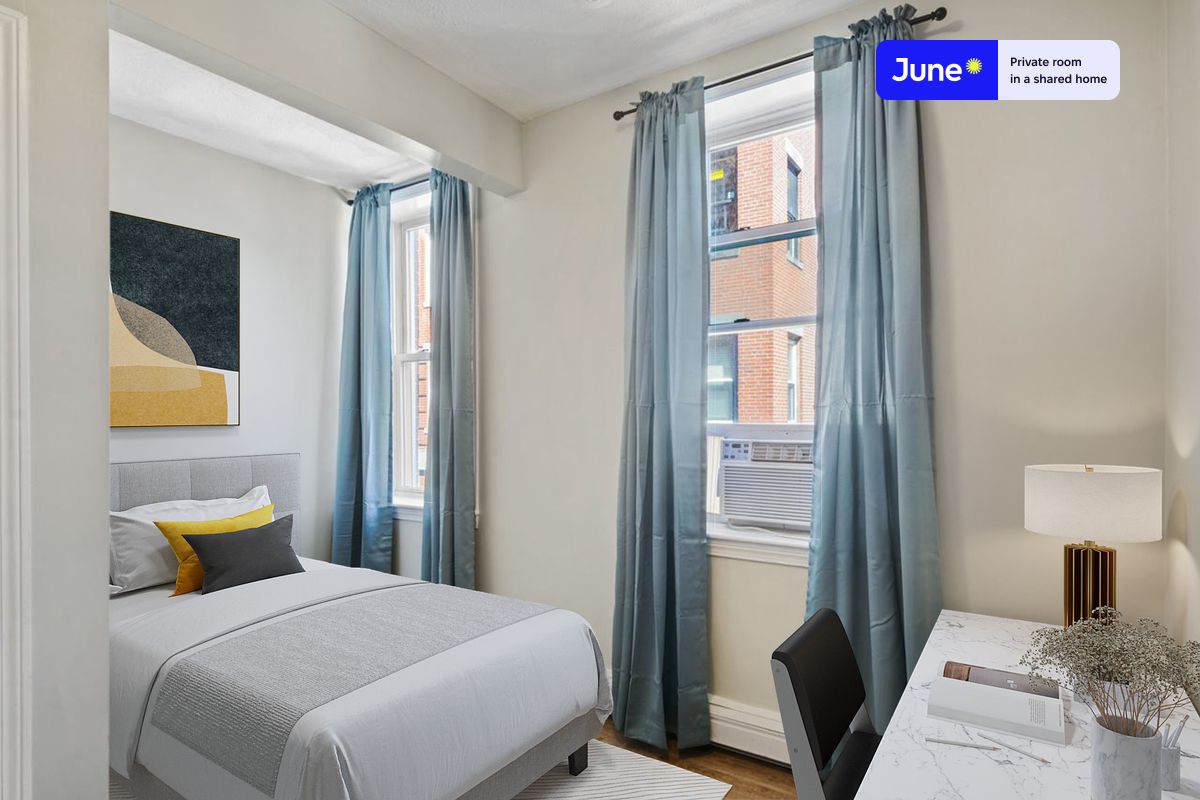 Pictures of  property for rent on North Bennet, Boston, MA 02113