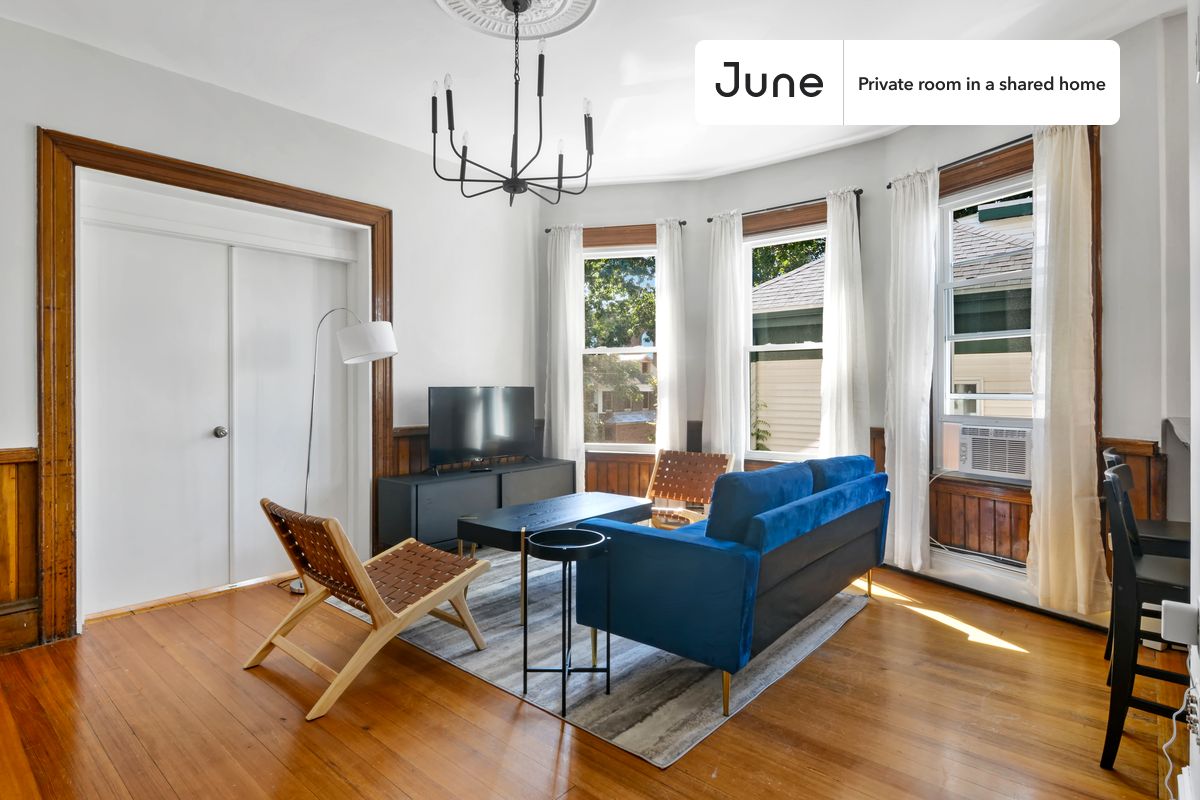 Photos of apartment on Prospect St.,Boston MA 