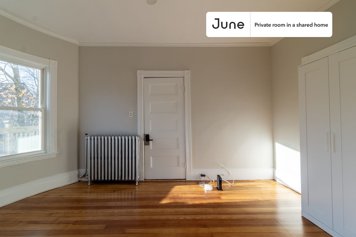 Photos of apartment on Brook St.,Boston MA 02445