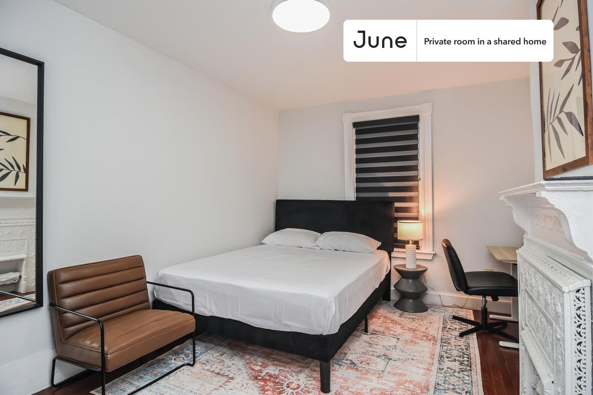Pictures of  property for rent on Linden St., Boston, MA 02134