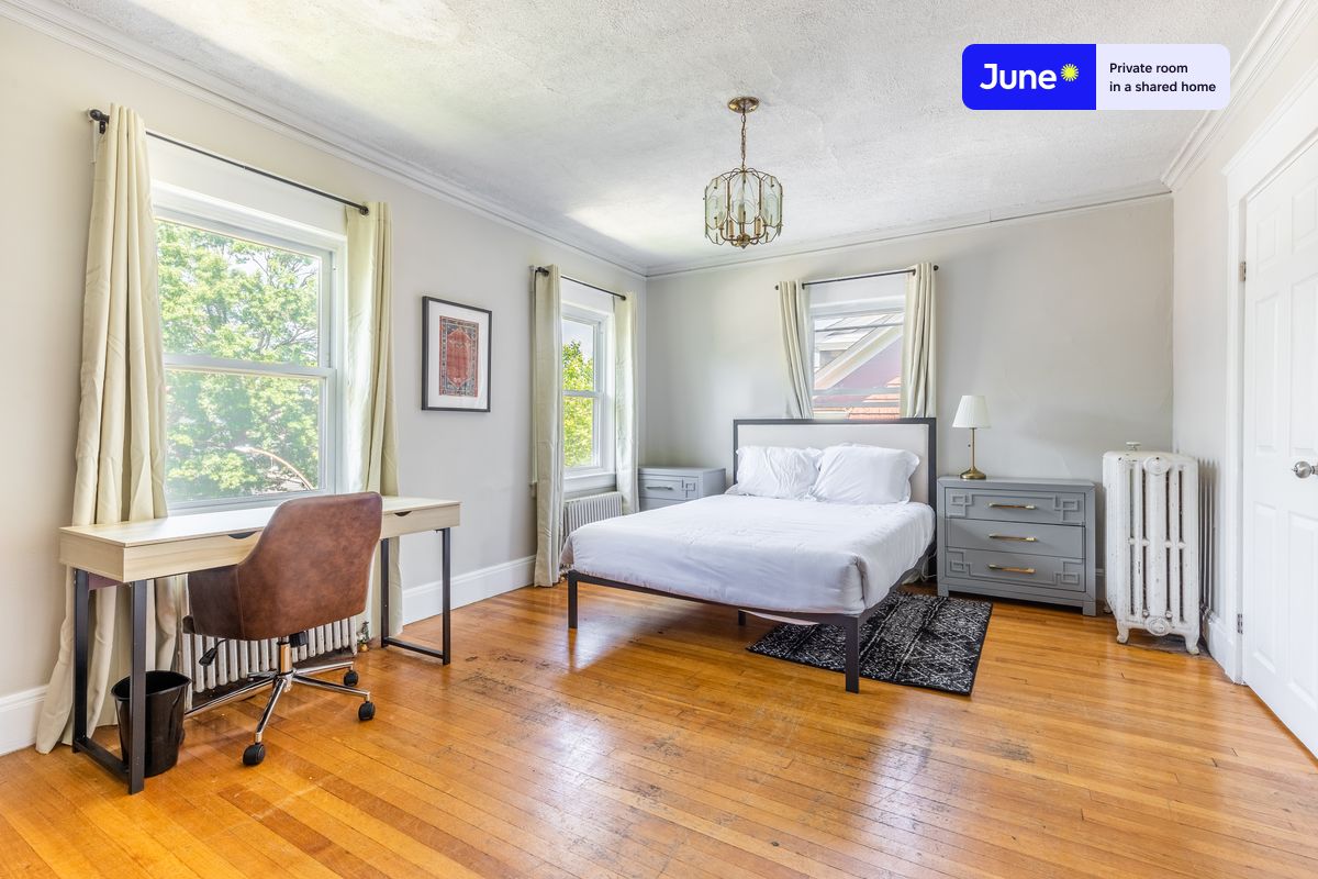 Pictures of  property for rent on Wallingford Rd., Boston, MA 02135