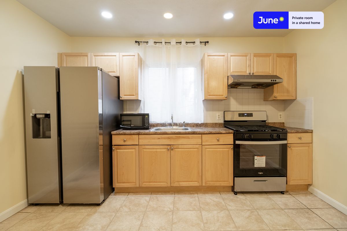 Photos of apartment on Paris,Boston MA 02128