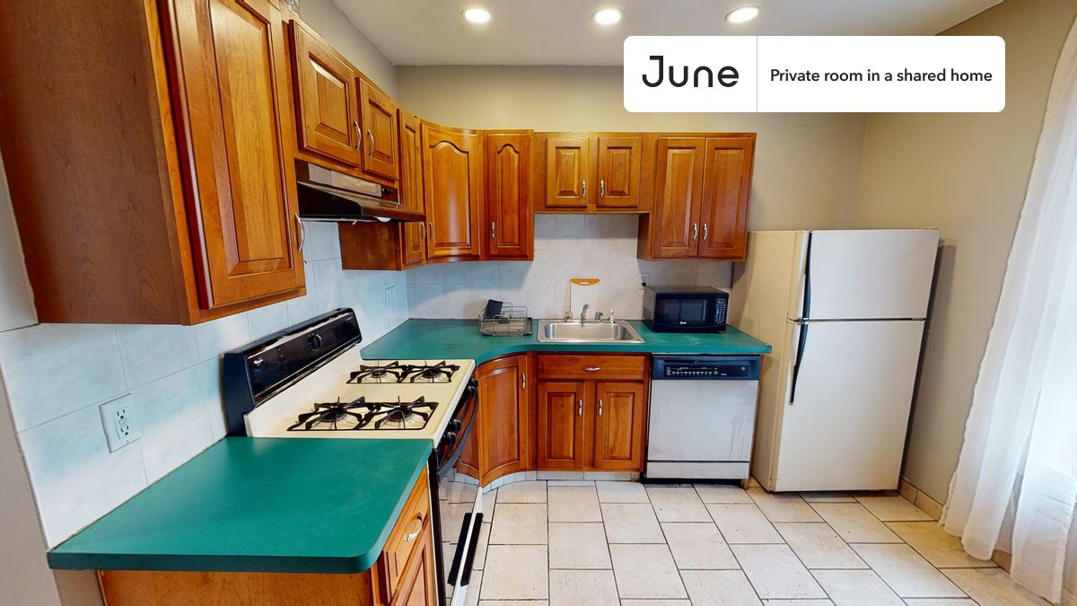 Photos of apartment on Easton St.,Boston MA 02134