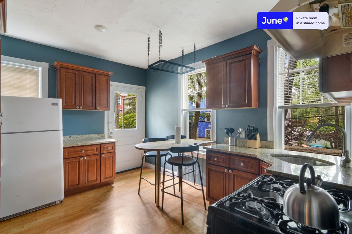 Photos of apartment on Putnam Ave.,Boston MA 02139