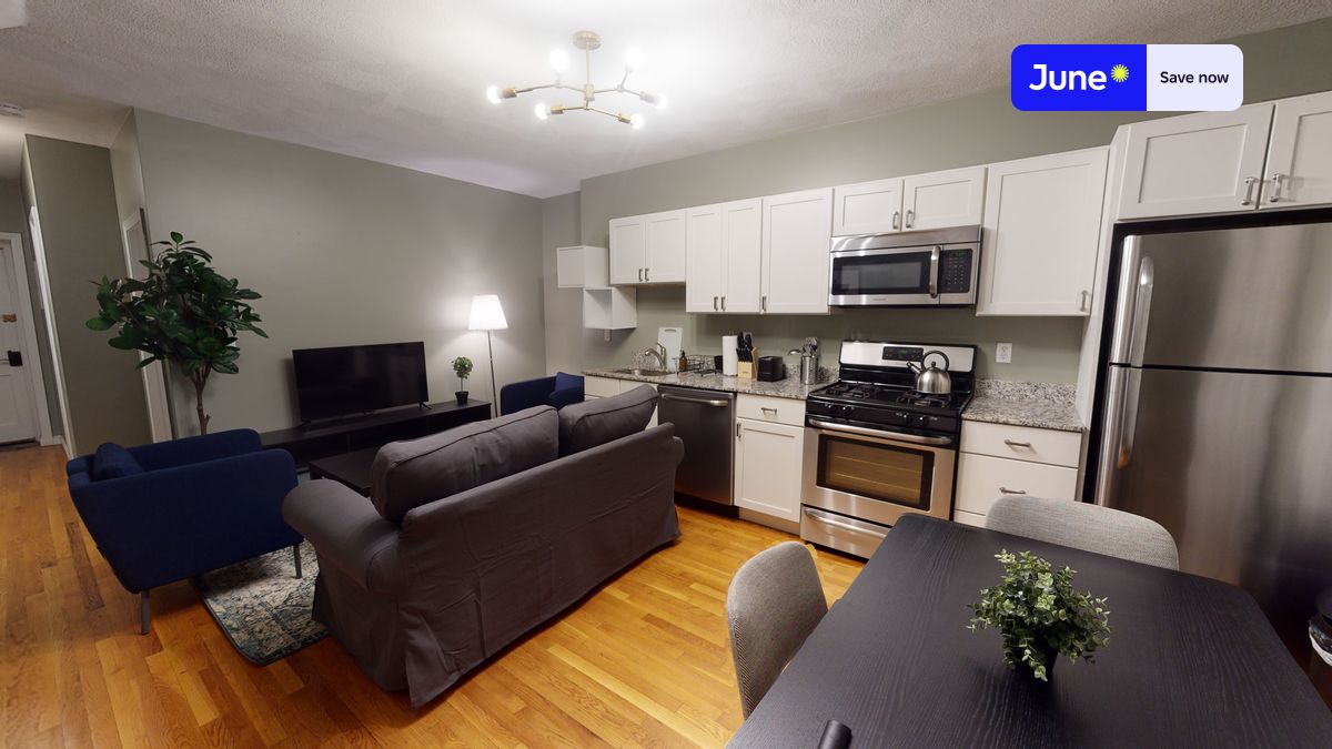 Photos of apartment on North Bennet St.,Boston MA 02113