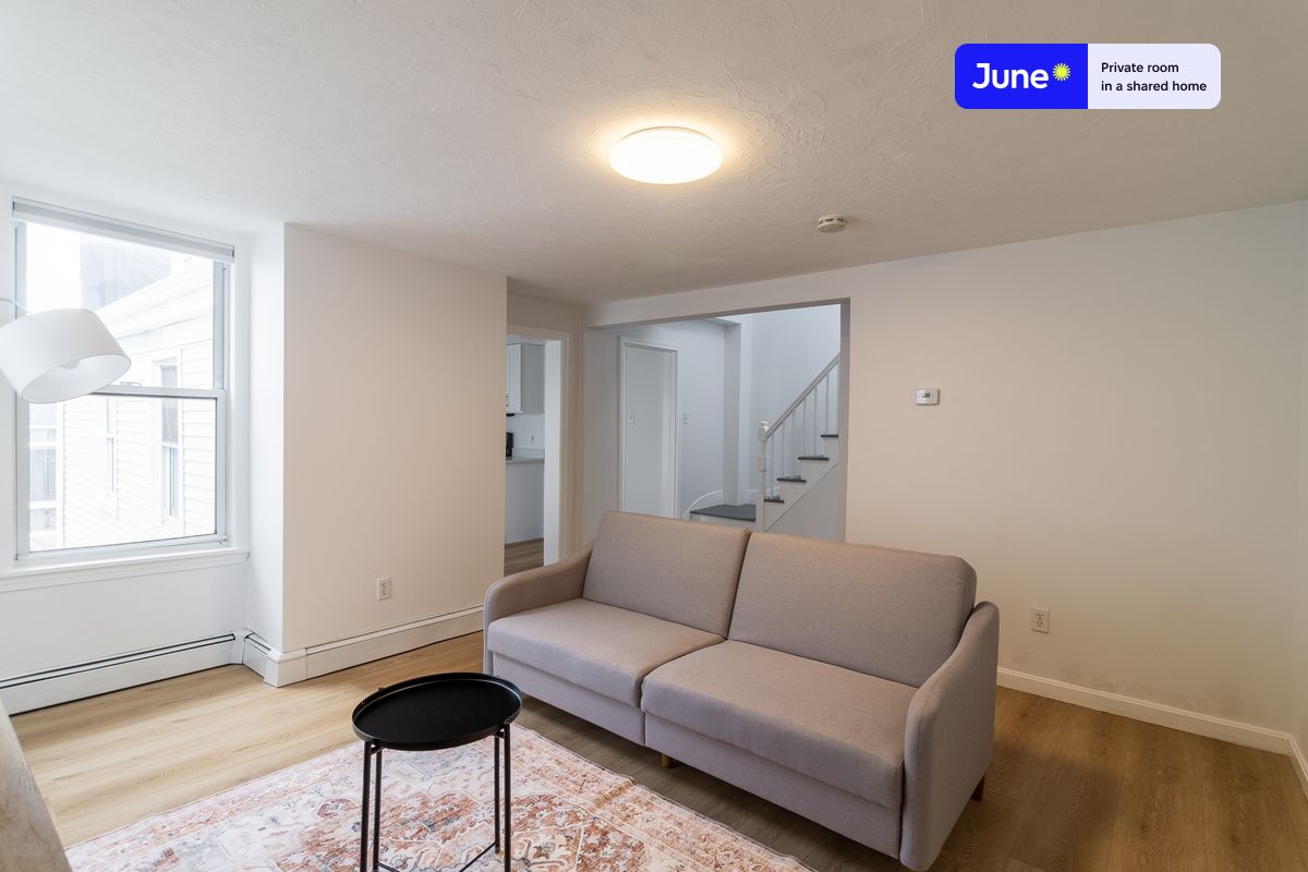 Photos of apartment on Winter St.,Boston MA 02141