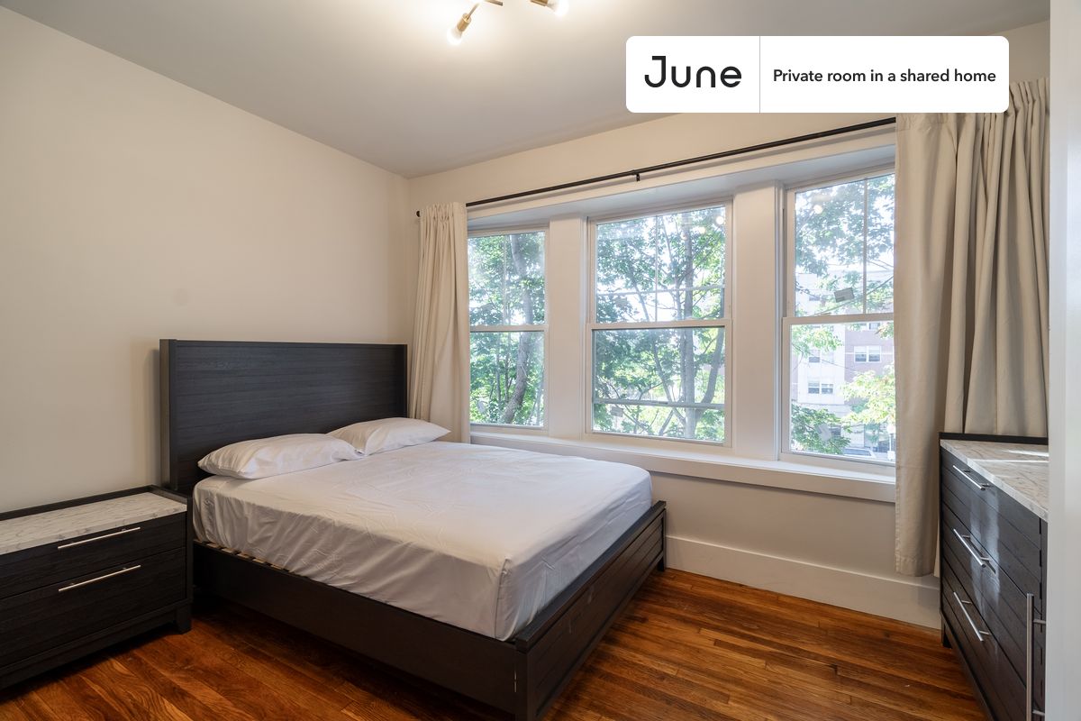 Photos of apartment on Walnut Park,Boston MA 