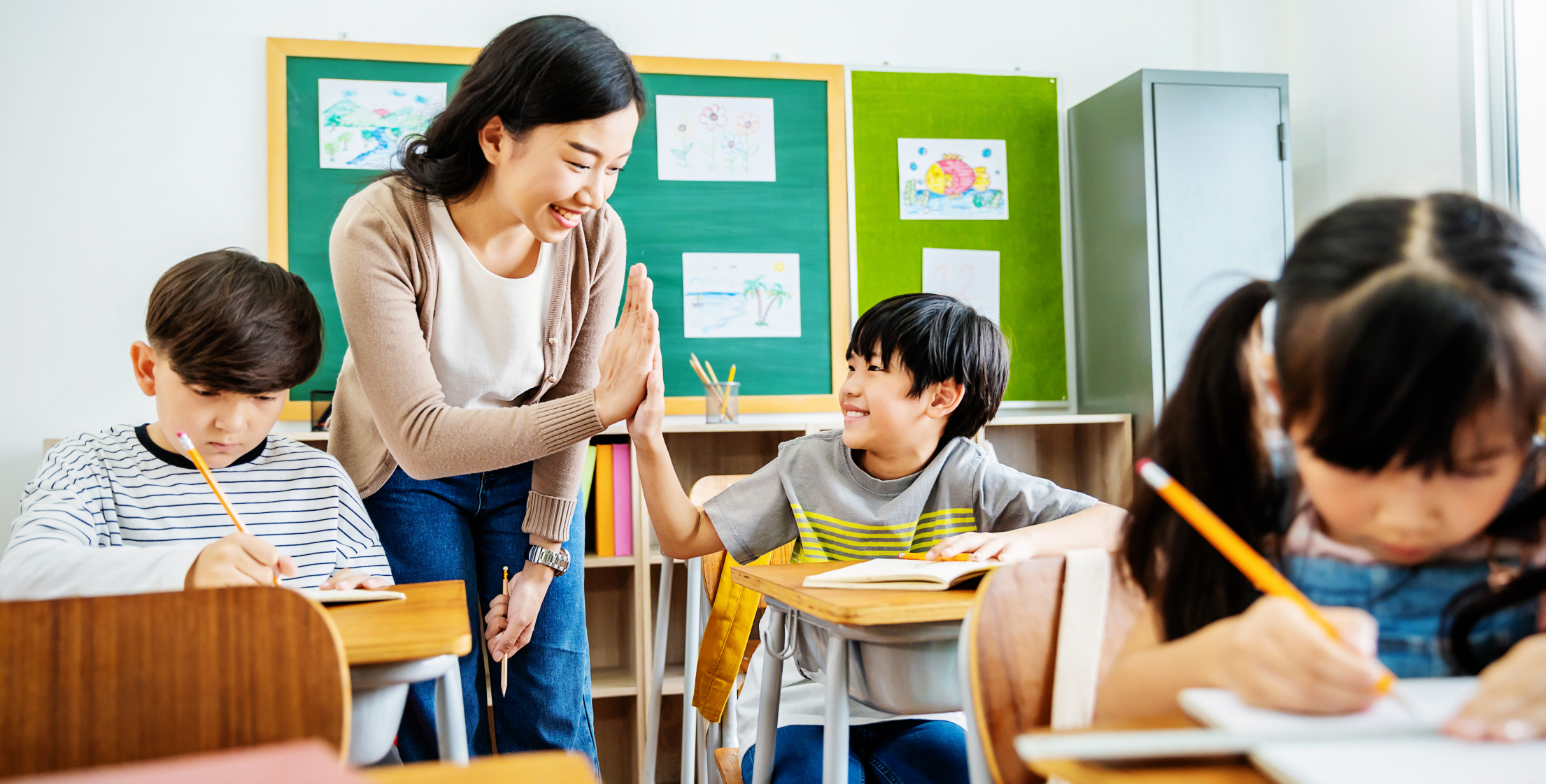 Le Xue Education