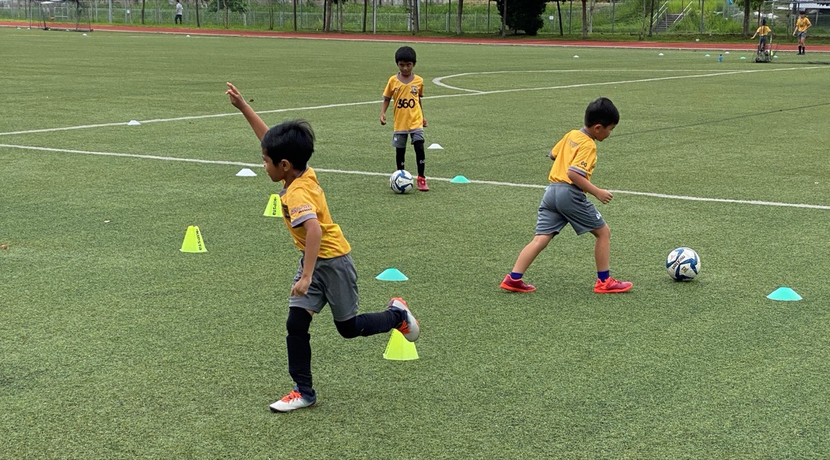 At 3Four academies, 60 minutes, two with a parent on the pitchAt 4Seven academies, 60 minutes to two hoursAt 5All nine academies, including Barça and JSSLPrice a session$35 to $49, at the five academies with a clear rateTrial classFree at eight academies, $10 at F17Academies on Jungle9