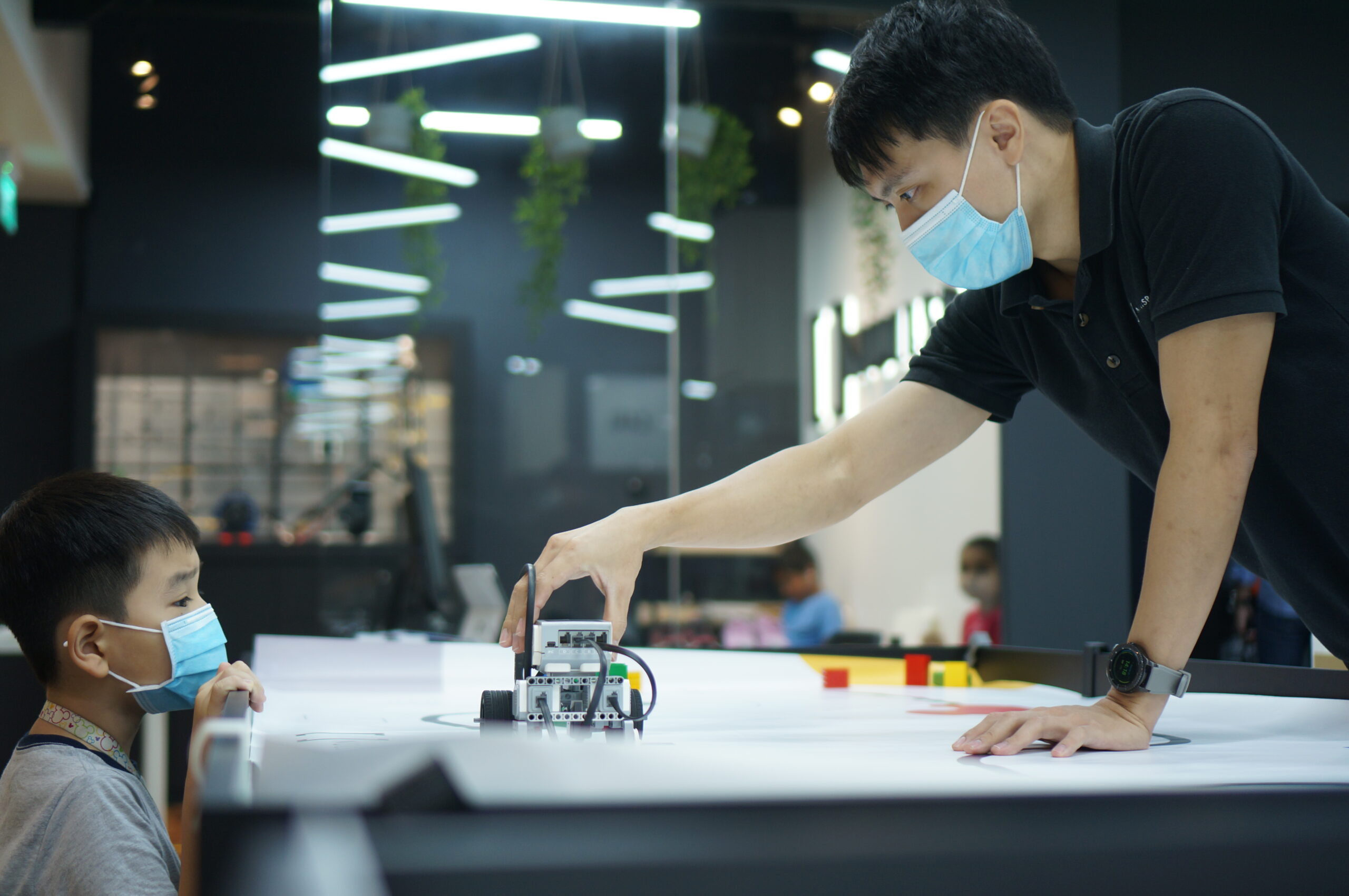 Robotics Engineer Holiday Camp Innovate