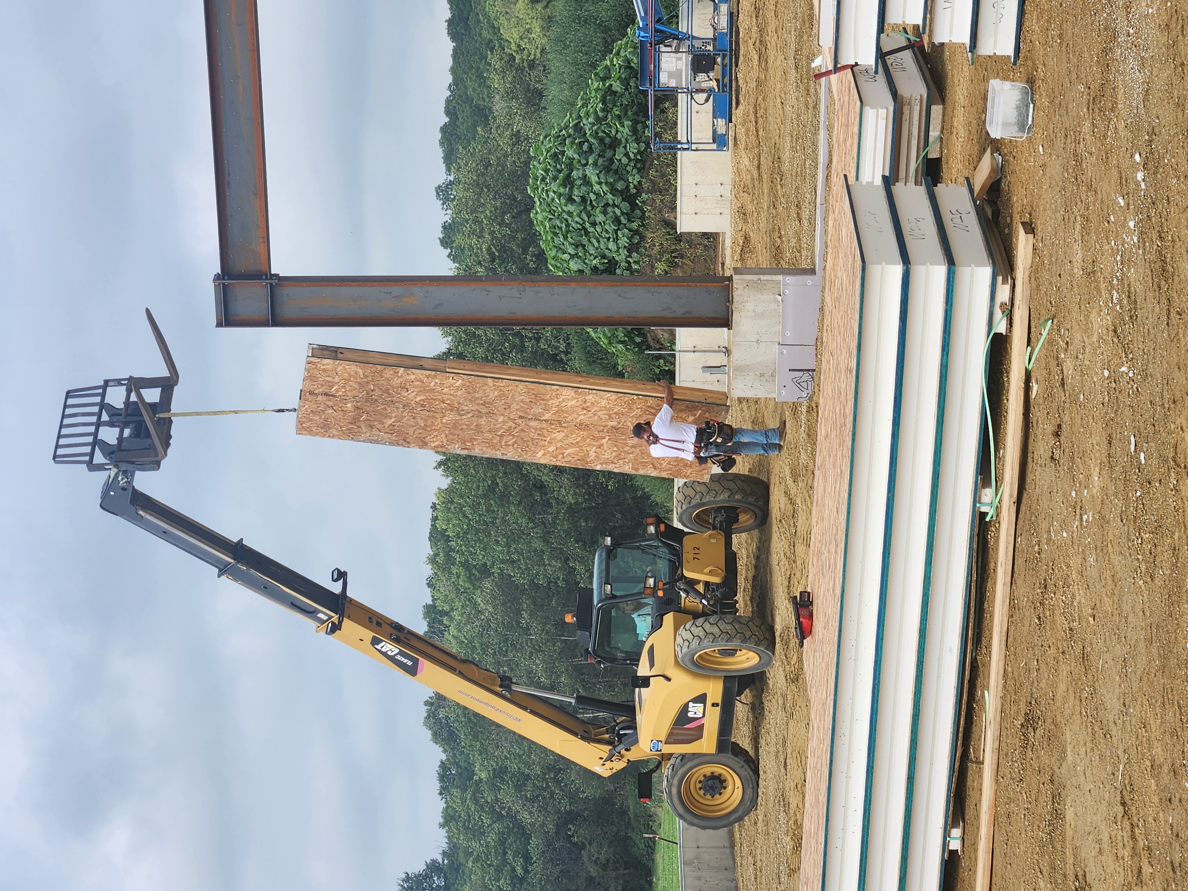 Placing SIP panels