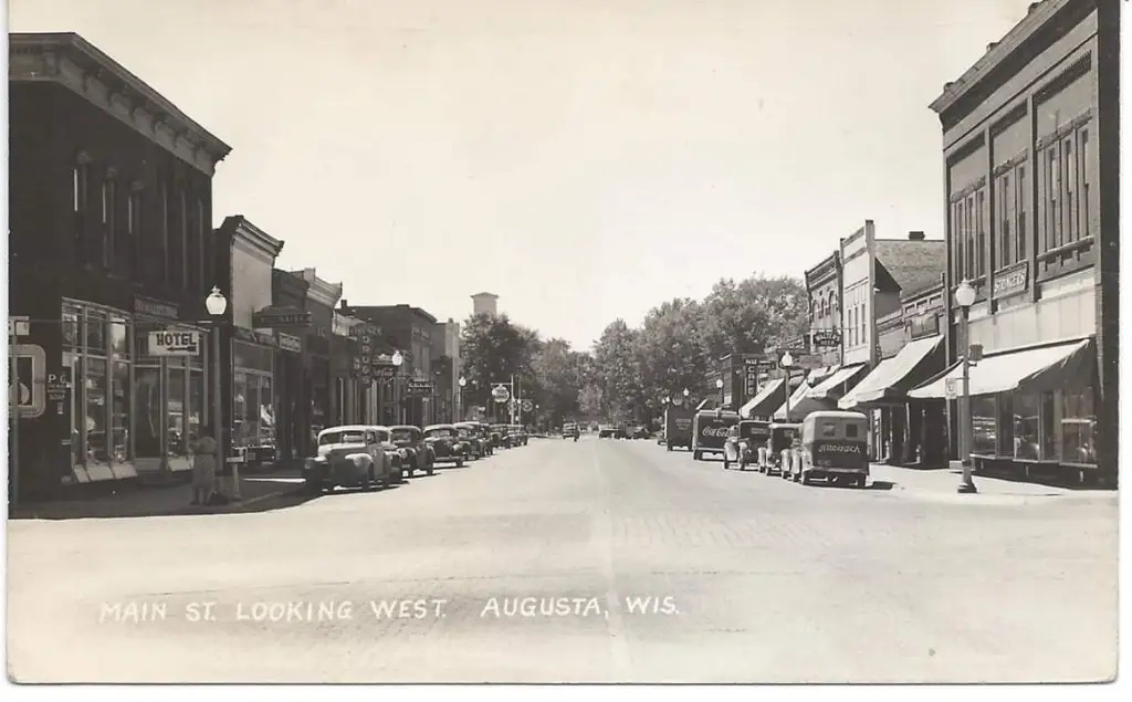 Main St Looking West, Augusta