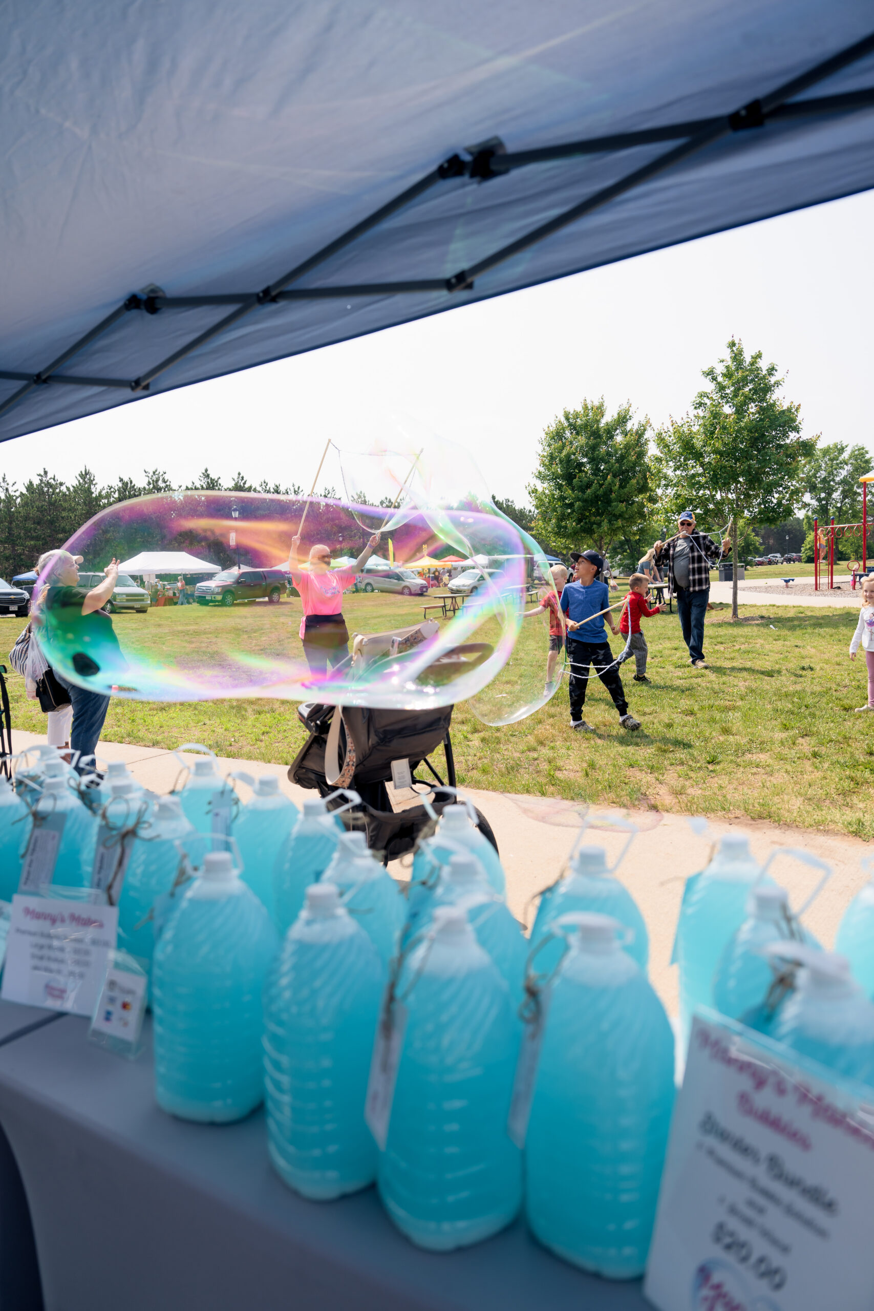 Giant bubble solution