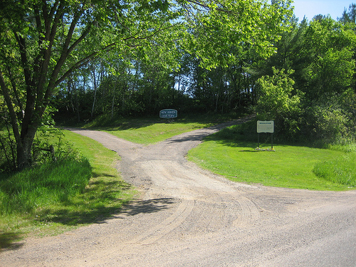 Forked gravel path