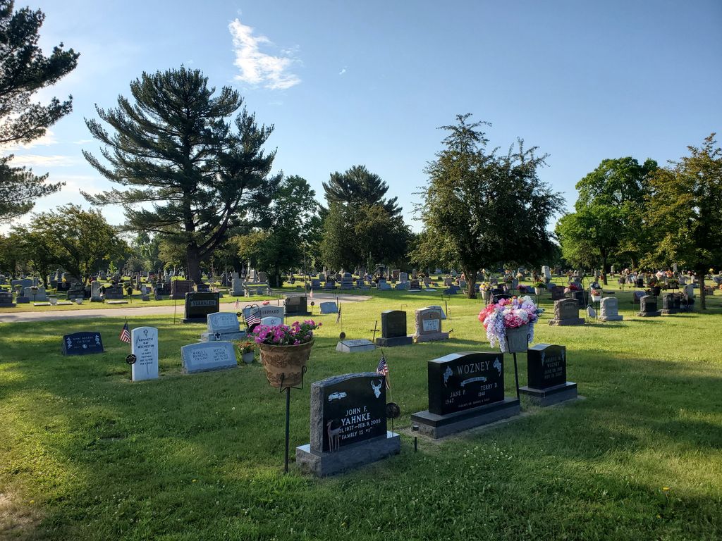 Riverside Cemetery