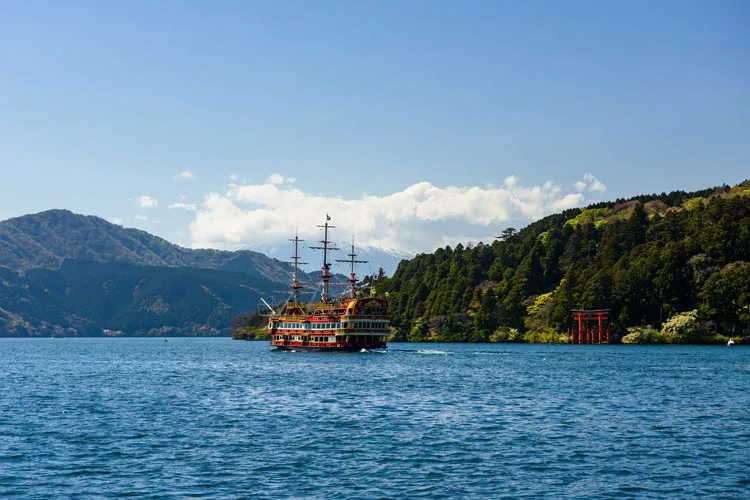 Hakone Sightseeing Cruise