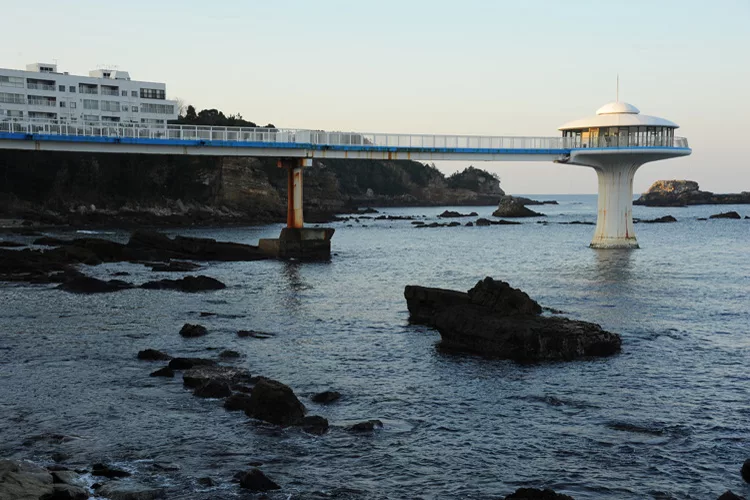 Shirahama Midsea Observation Tower