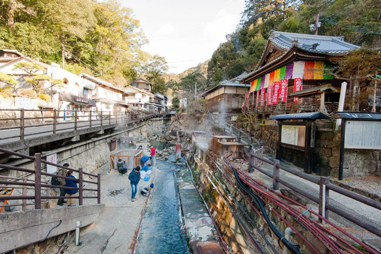 Yunomine Onsen District