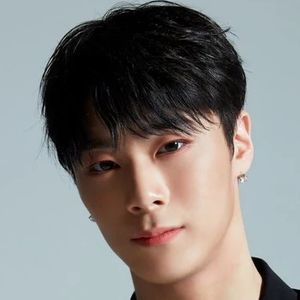 Moonbin