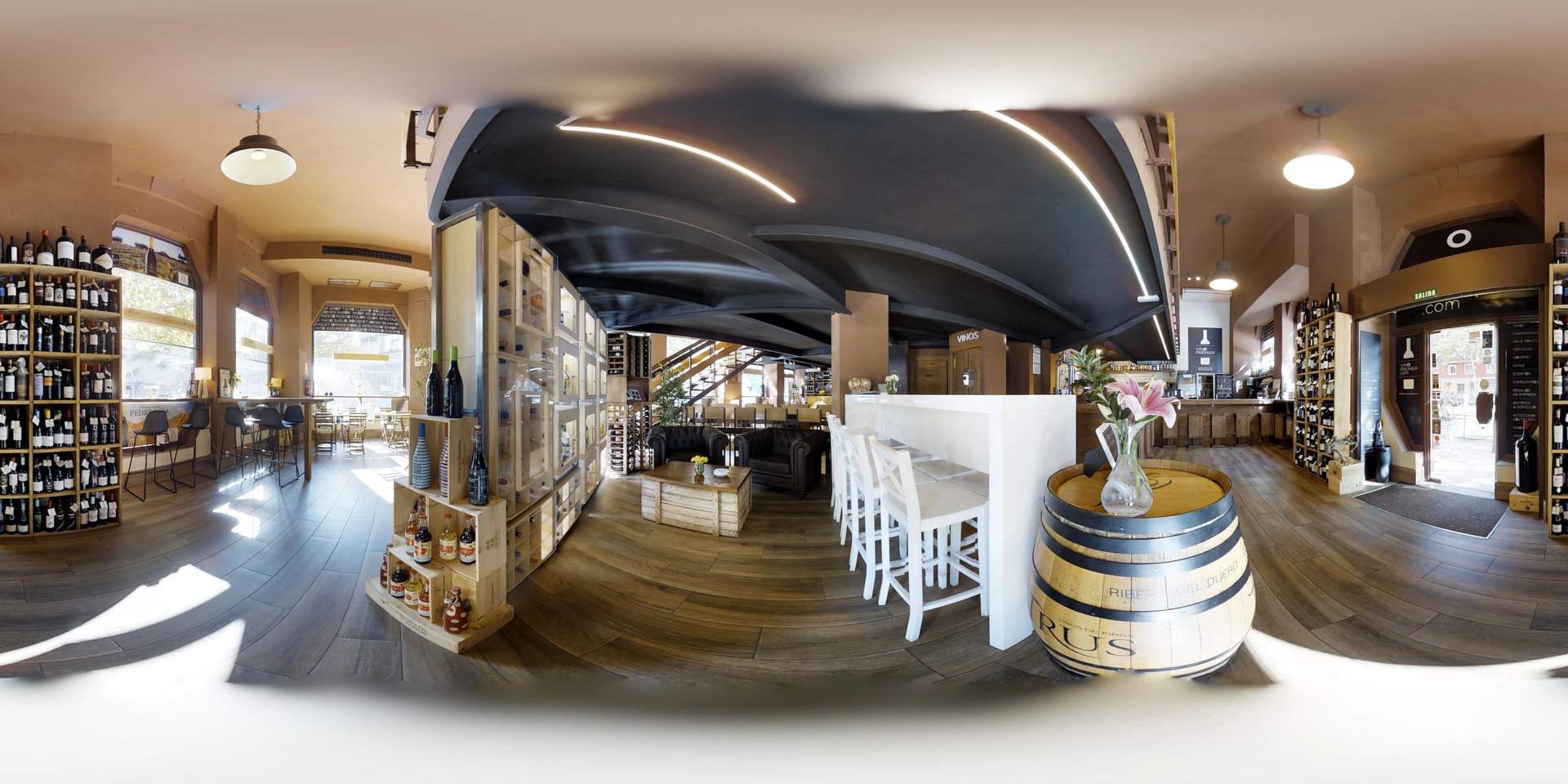 Alquila por horas Un local con encanto dedicado al vino en pleno centro de Madrid