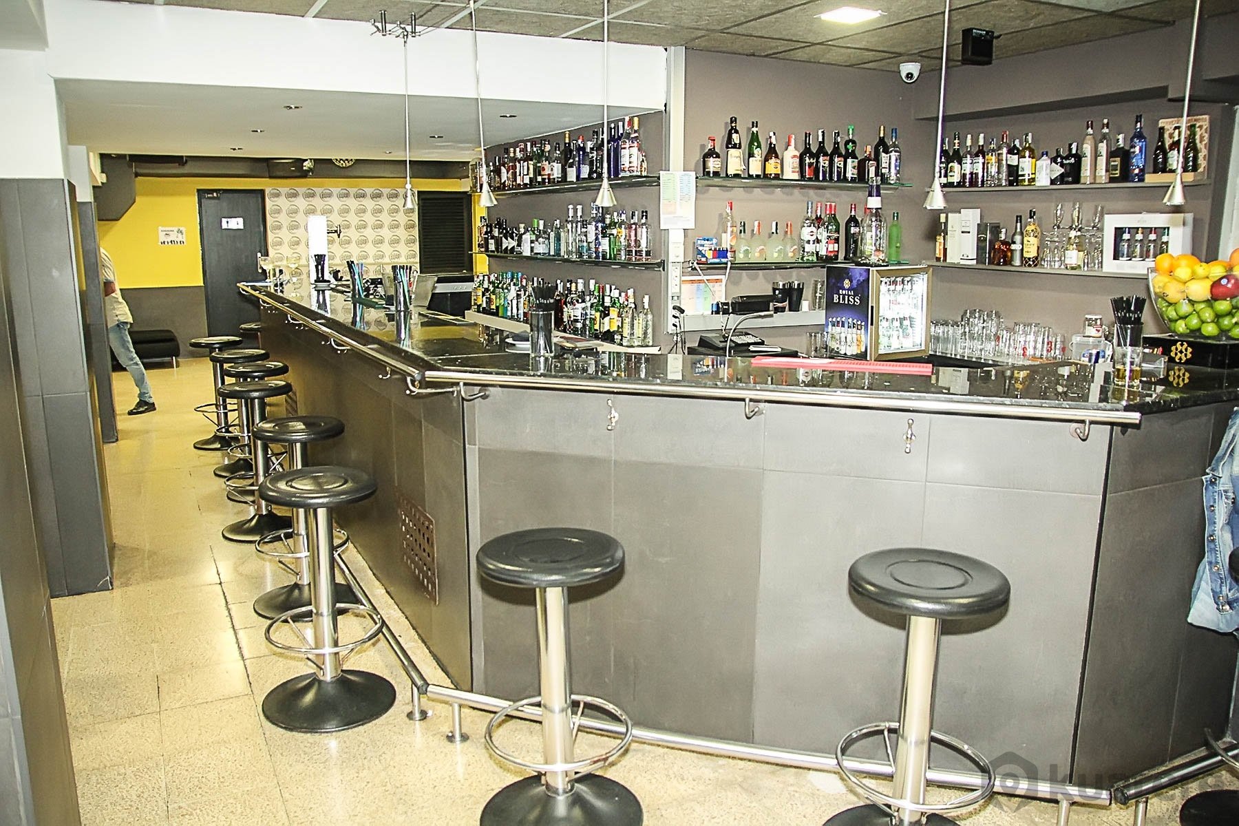 Alquila por horas Bar musical desde 1985