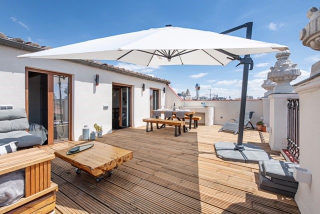 Alquila por horas Ático con terraza en Calle Mayor
