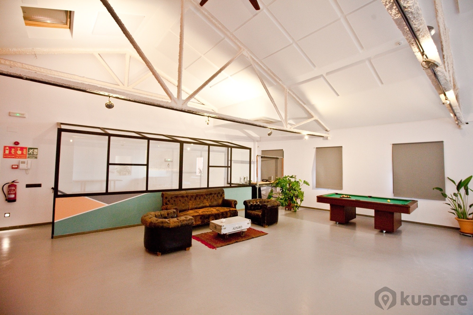 Alquila por horas Loft amplio de 200 m2 a tu disposición