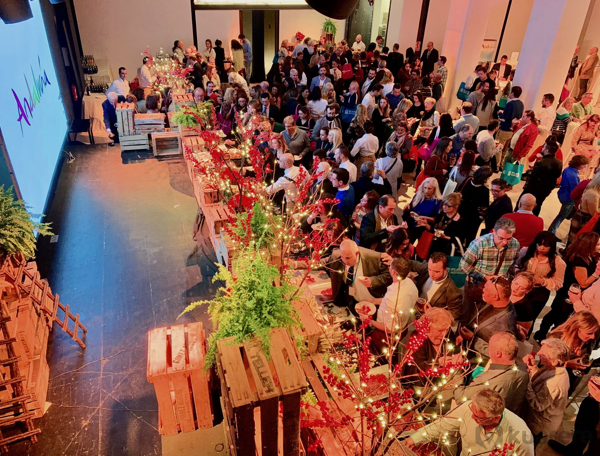 Alquila por horas Amplio Espacio para eventos
