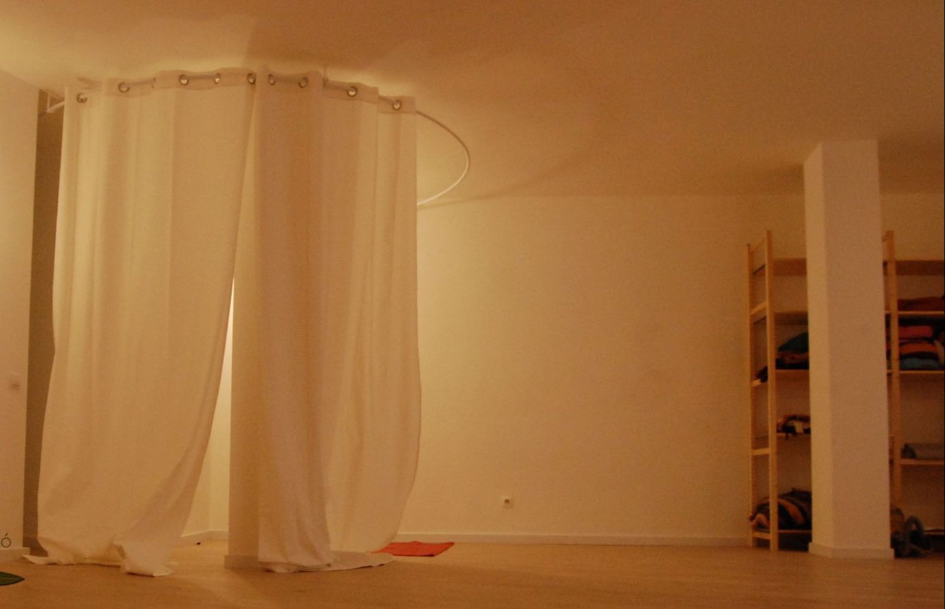 Alquila por horas Sala para talleres de yoga