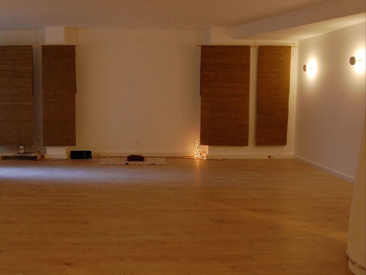 Alquila por horas Sala para talleres de yoga