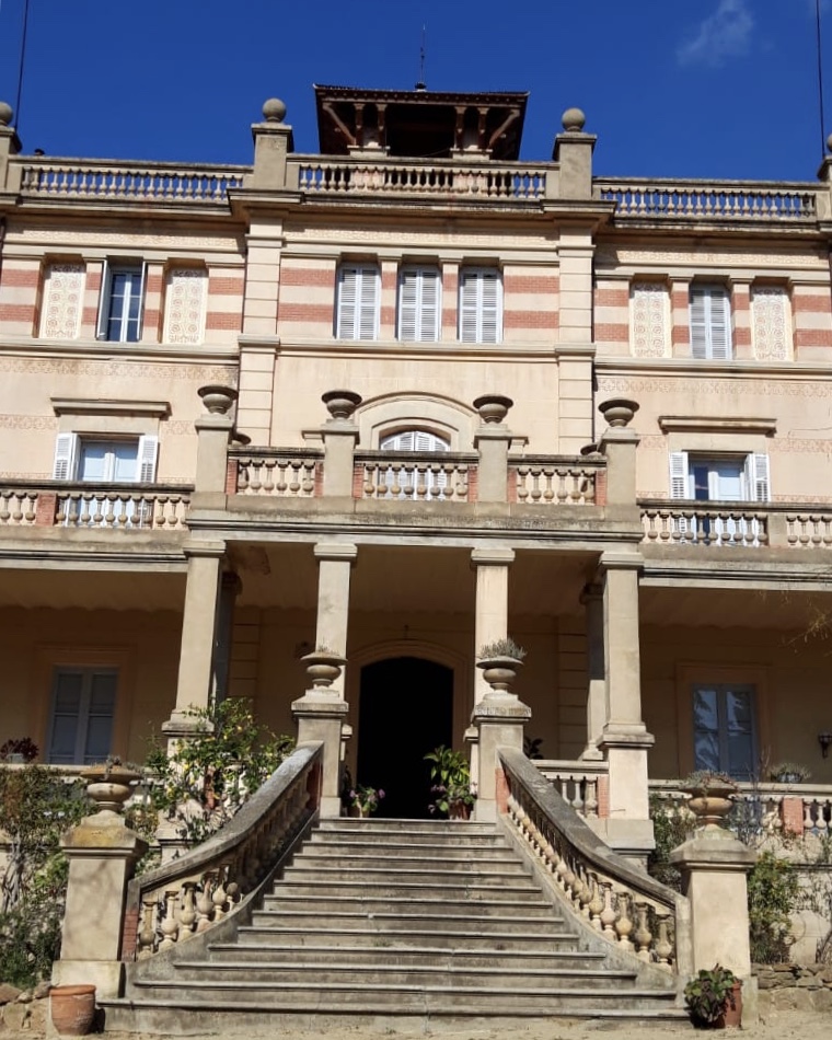 Alquila por horas Edificio histórico en una finca del s XIX