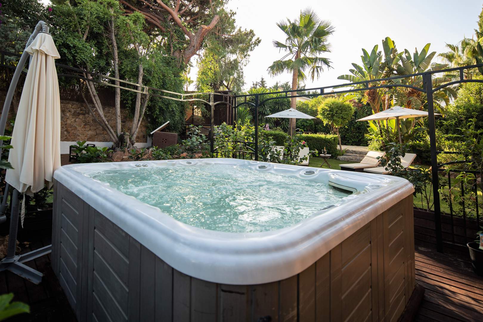 Alquila por horas Villa con Haima y Jacuzzi exterior en Marbella - Villa El Mirador