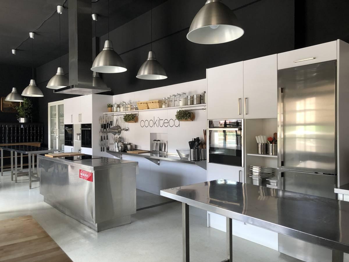 Alquila por horas Espacio gastronómico en Poble Español