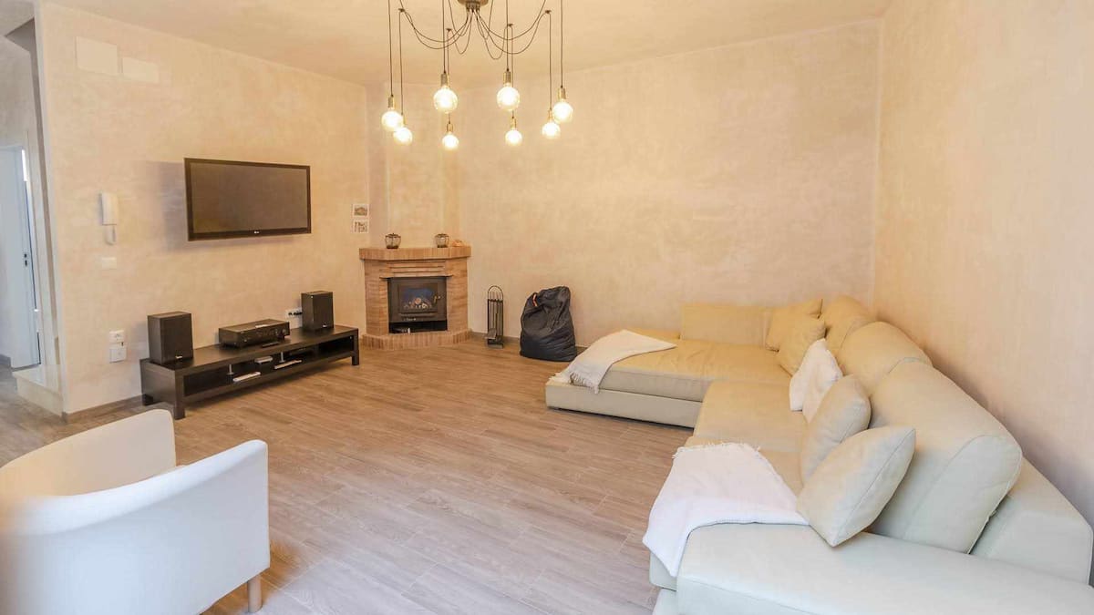 Alquila por horas Moderna casa ideal reuniones, shootings y rodajes