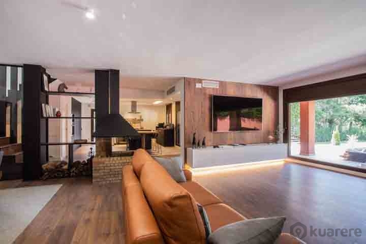 Alquila por horas Chalet reformado estilo moderno