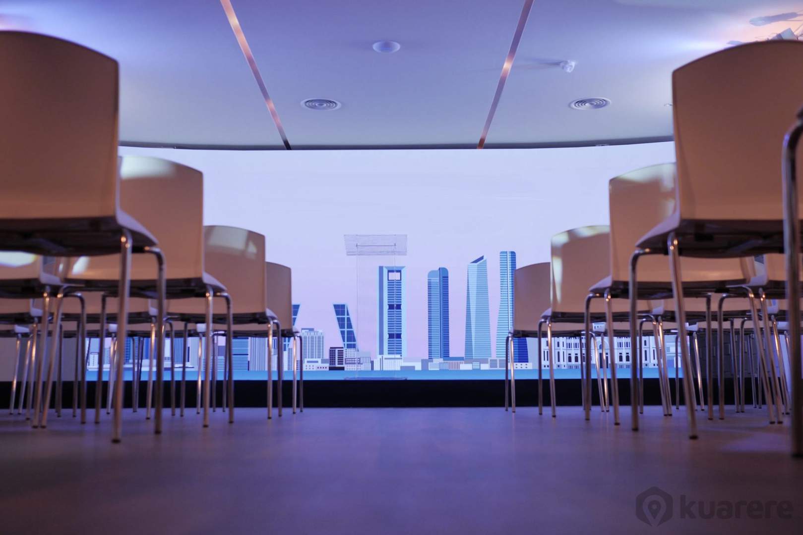 Alquila por horas Espacio moderno para tus eventos Madrid