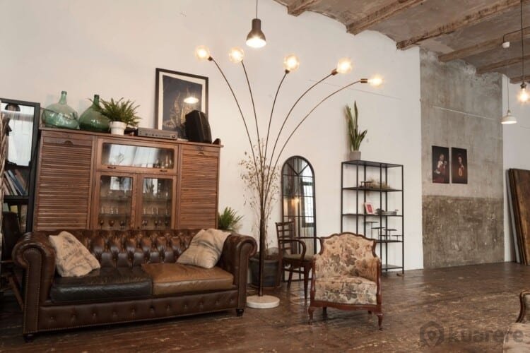 Alquila por horas Loft industrial y peculiar en el centro de Barcelona