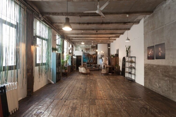 Alquila por horas Loft industrial y peculiar en el centro de Barcelona