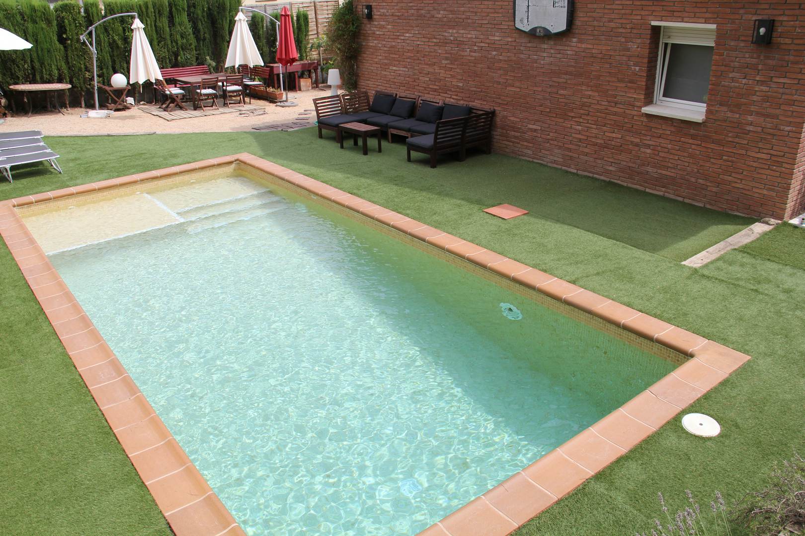 Alquila por horas Casa con Jardín y Piscina en Begues