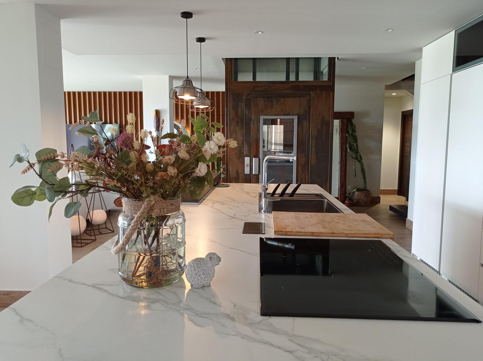 Alquila por horas Chalet moderno y bohemio