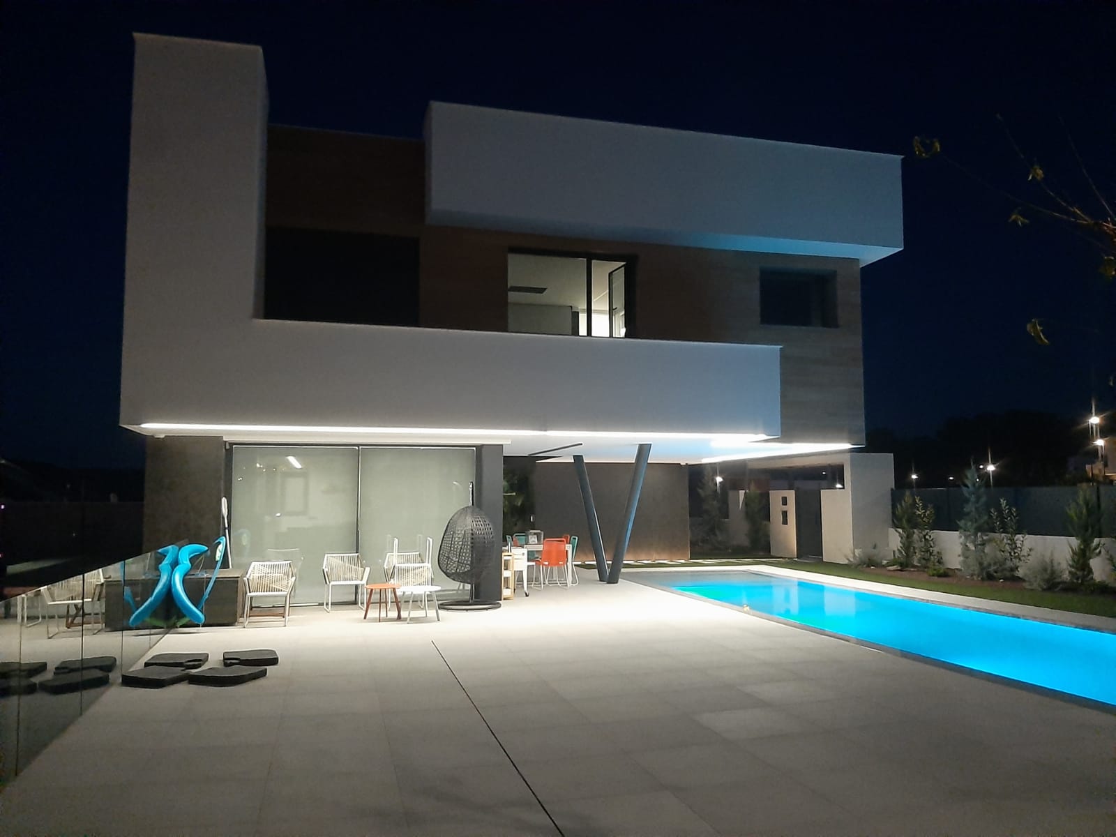 Alquila por horas Casa moderna pero cálida