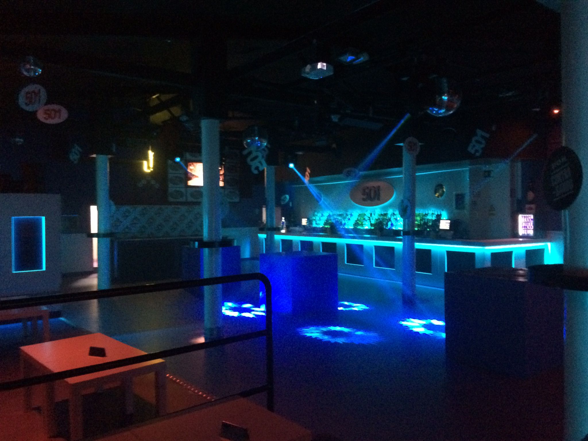Alquila por horas Sala para eventos y fiestas privadas con aforo de 500 personas