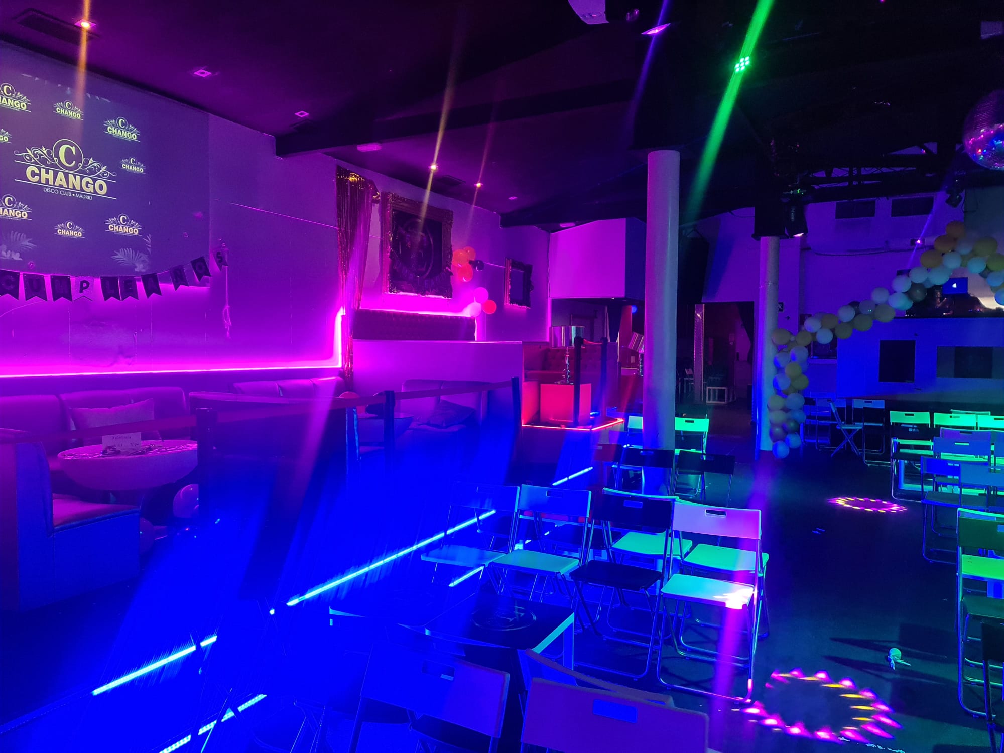 Alquila por horas Sala para eventos y fiestas privadas con aforo de 500 personas